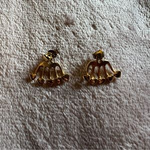 Vintage earrings 🌸